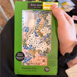 🥚kate spade Floral iPhone Case - Blue and Green
